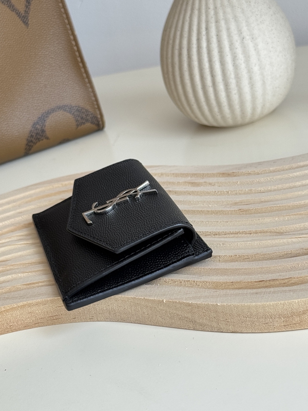 イヴサンローラン財布内部構造